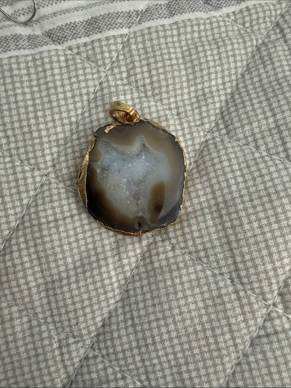 Gold-Trim Druzy Agate Pendant Necklace - Taupe and White